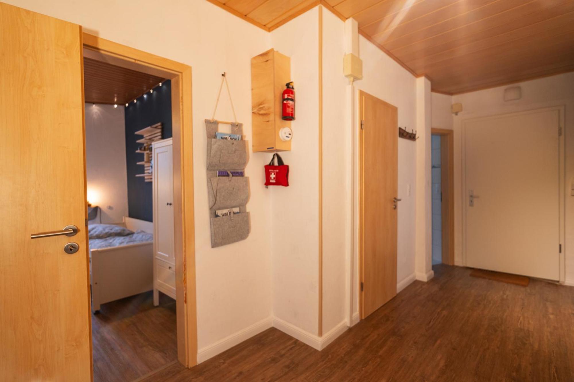 Das Blaue Tuerchen - Wohnung Mit Beamer Und Kicker Бремерхафен Экстерьер фото