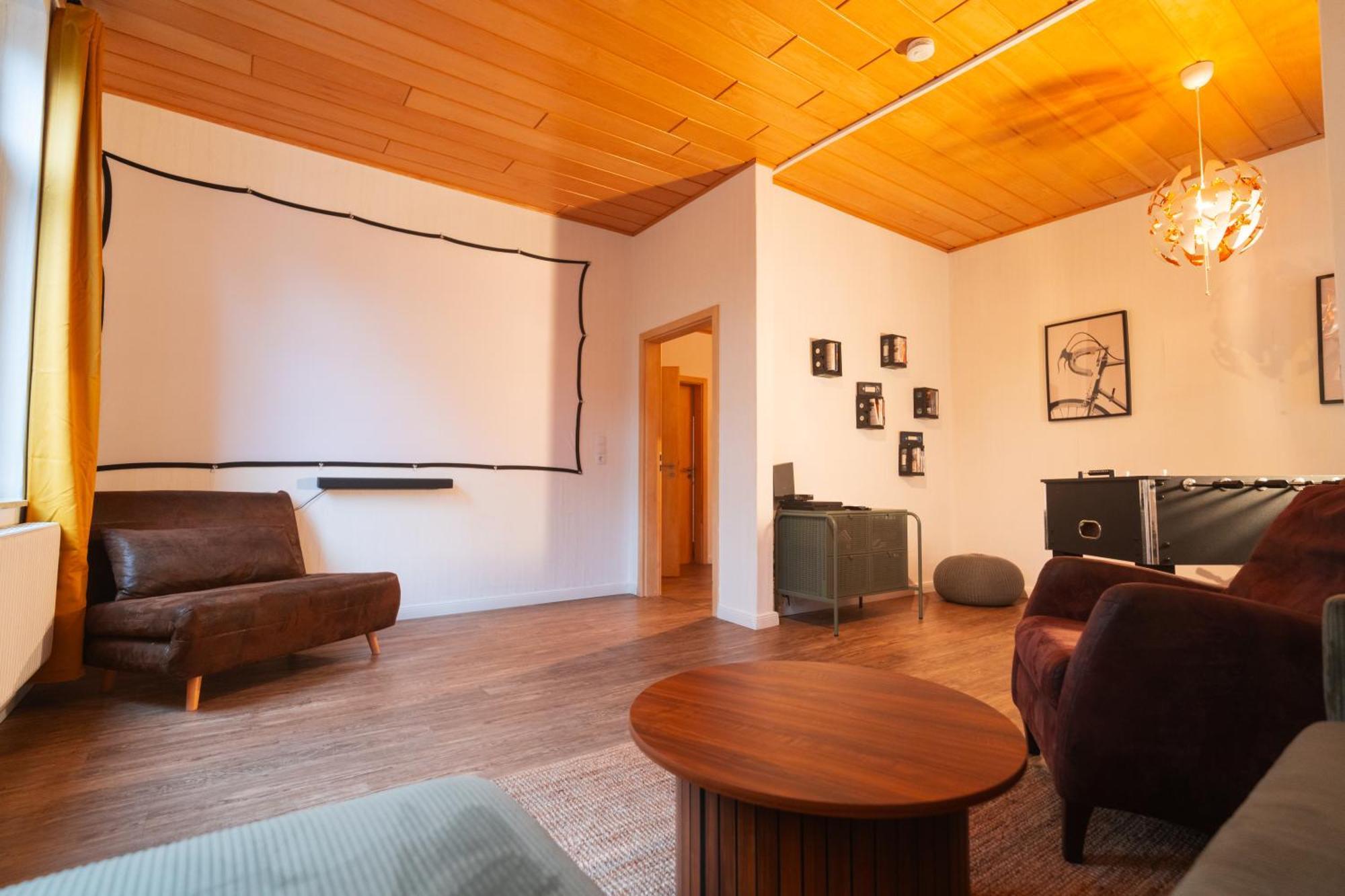 Das Blaue Tuerchen - Wohnung Mit Beamer Und Kicker Бремерхафен Экстерьер фото